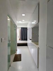 # 1 Loft (D14), Apartment #580240081